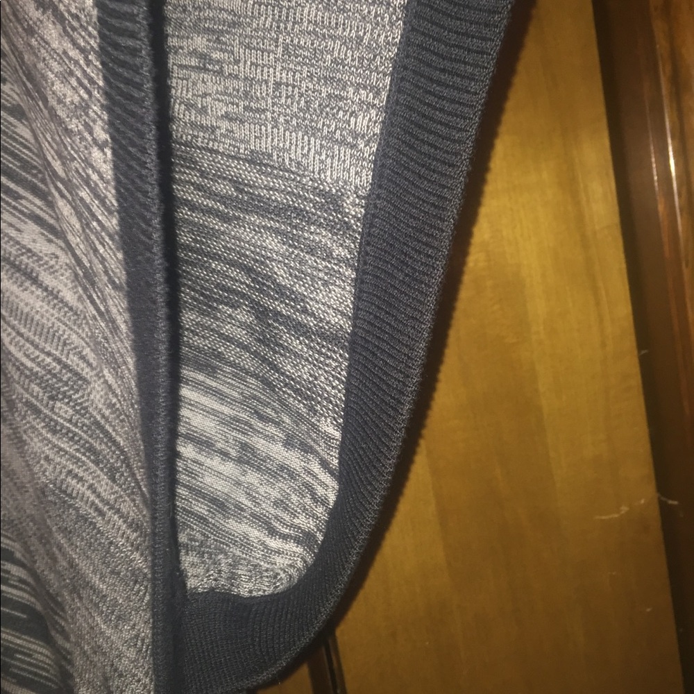 Cardigan - Picture 4 of 4